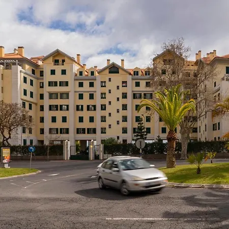 Quinta Da Falesia Ii By An Island